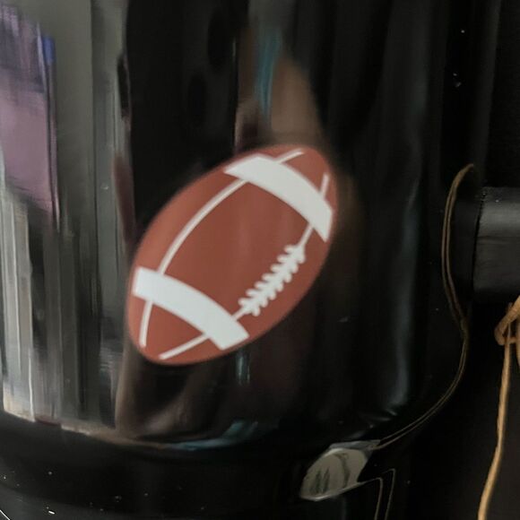 Adventuridge Thirst Crusher Tumbler Football 40 oz - Picture 5 of 8